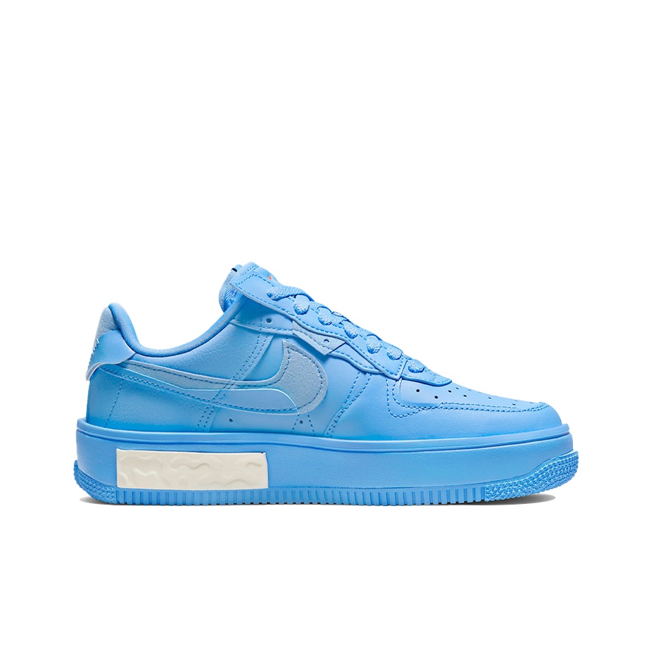 حذاء نايك إير فورس 1 للنساء من - مراجعة Nike Shoes Air Force 1 وسعره