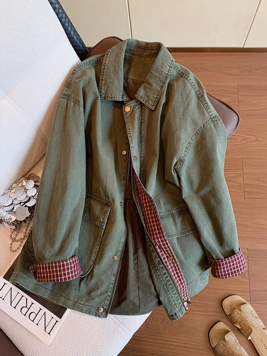 سترة كلاسيكية من قماش الدنيم ب - مراجعة Down Jacket Packable وسعره